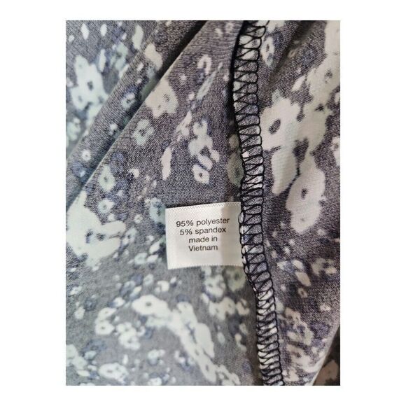 Lane Bryant Black Surplice Neck Elastic Waist Short Sleeve Floral Blouse 22/24 - Picture 6 of 8